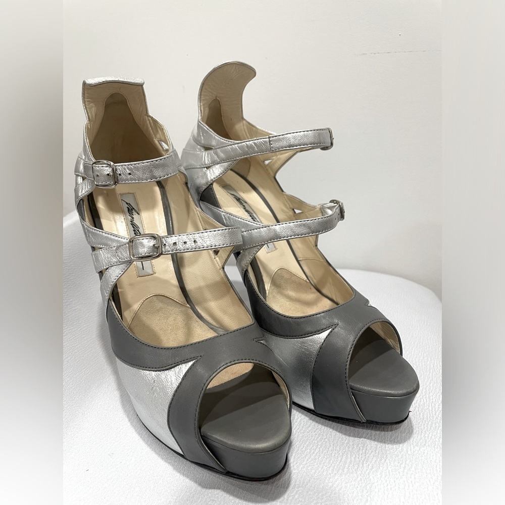 Brian Atwood Open Toe Pumps sz 8.5